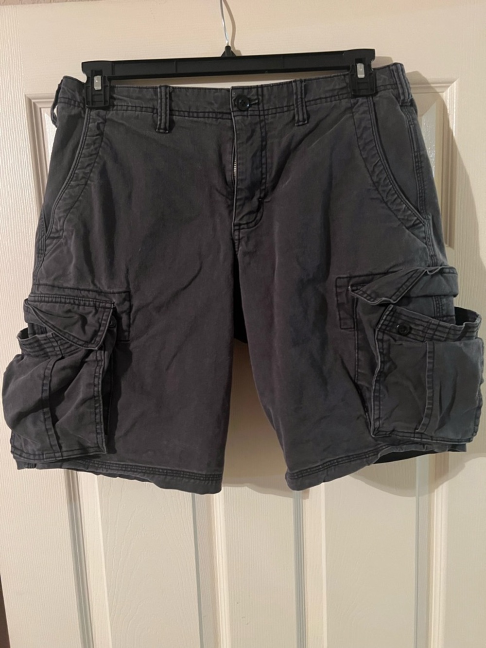 GAP Men Cargo Shorts in Black Washed Size 32